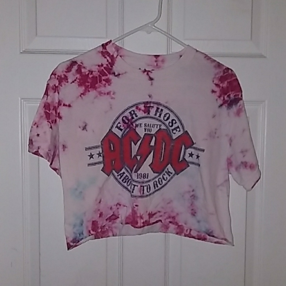 AC/DC crop top